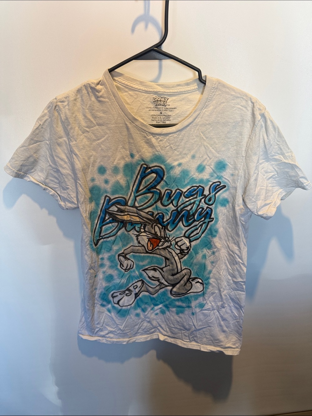 Looney Tunes Bugs Bunny Air Brushe Tee shirt Size: S